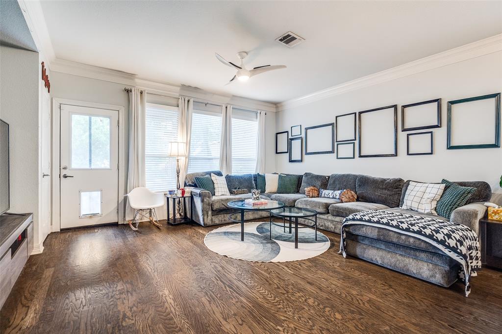 Throckmorton Twnhm Add - Residential