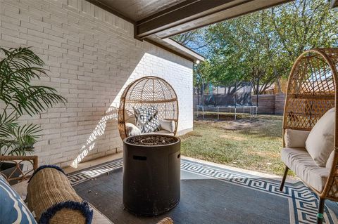 Tiny photo for 216 Melrose Lane, Lancaster, TX 75146 (MLS # 21099582)