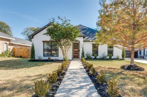 216 Melrose Lane Lancaster TX 75146