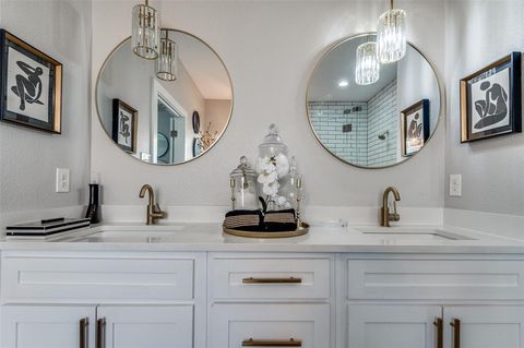 Tiny photo for 216 Melrose Lane, Lancaster, TX 75146 (MLS # 21099582)