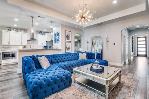 Tiny photo for 216 Melrose Lane, Lancaster, TX 75146 (MLS # 21099582)