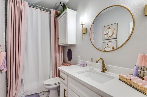 Tiny photo for 216 Melrose Lane, Lancaster, TX 75146 (MLS # 21099582)