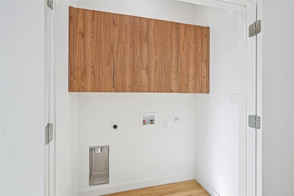 Mirar at the Cedars - Residential