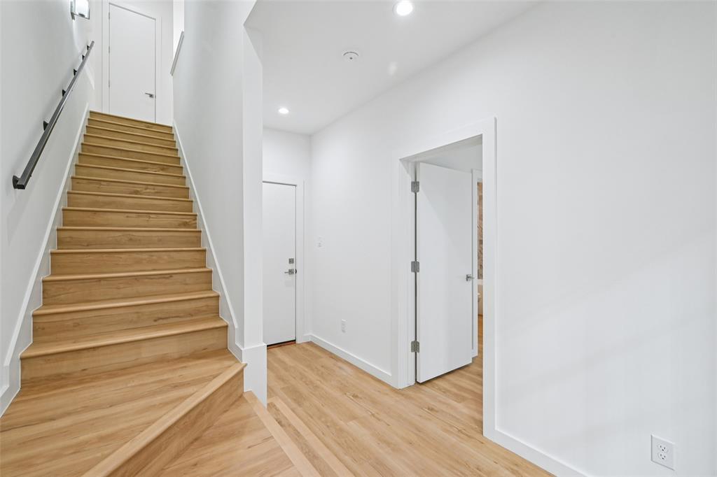 Mirar at the Cedars - Residential