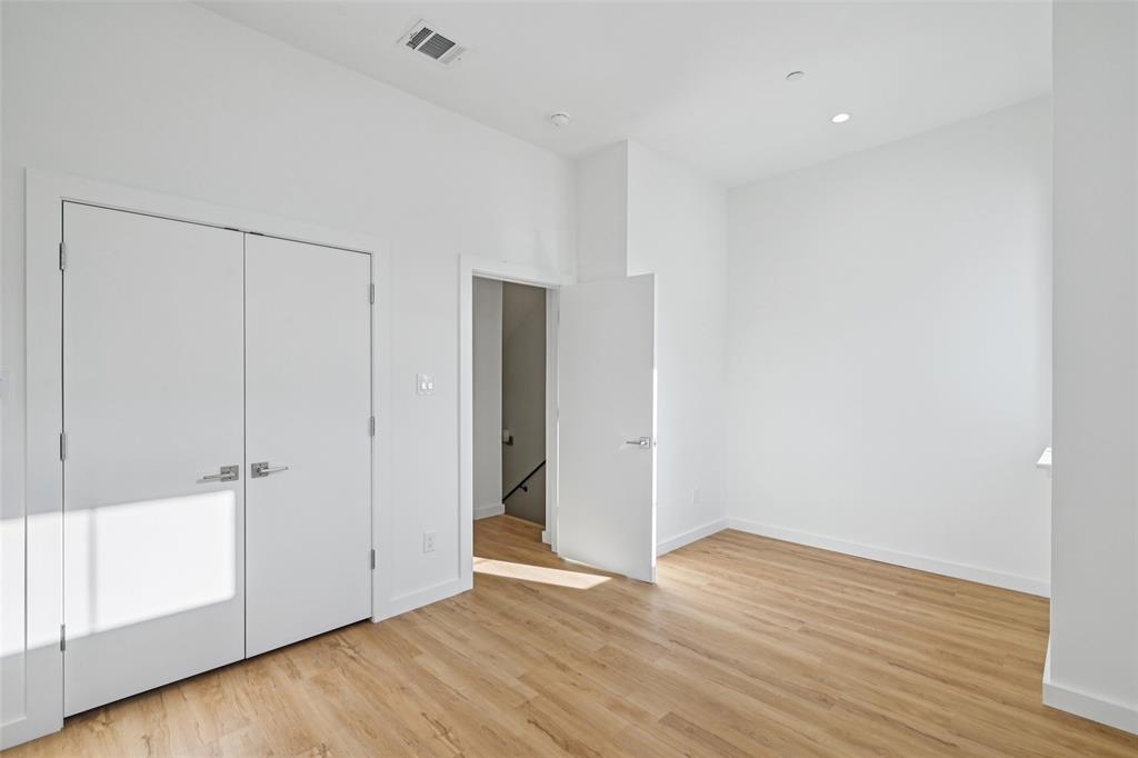 Mirar at the Cedars - Residential