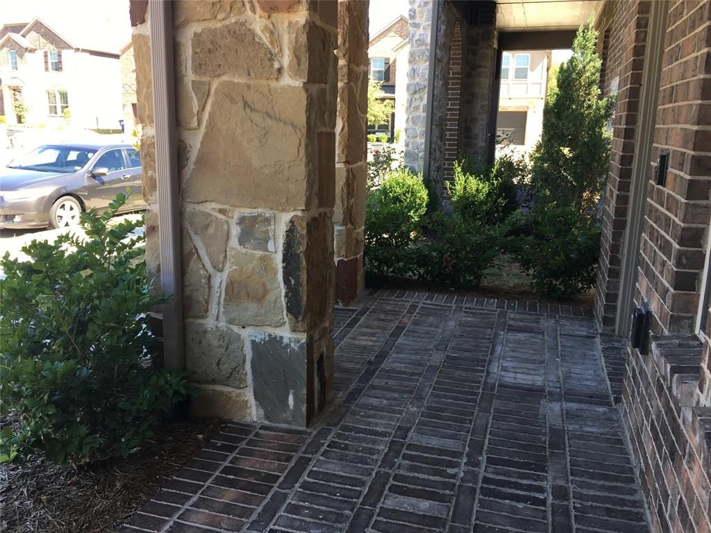 Photo of 1353 Elaine Drive, Allen, TX 75013 (MLS # 21268988)