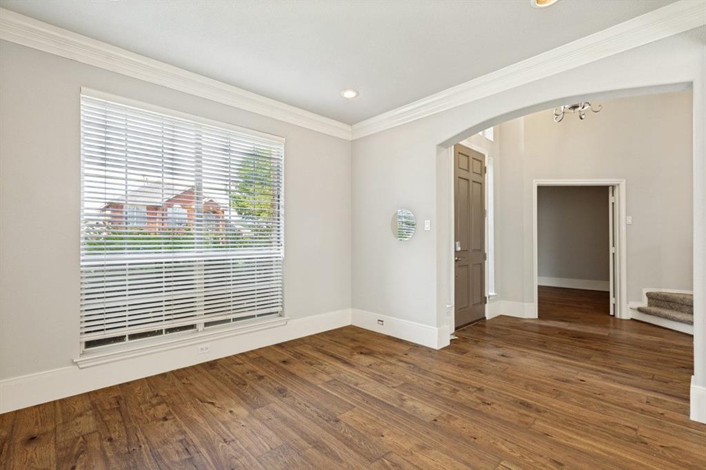 3912 Sunflower Lane