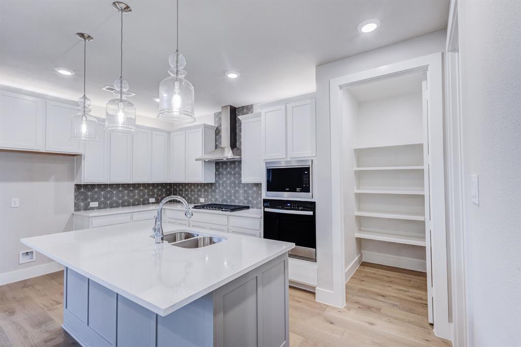 Oakwood Hills - Residential