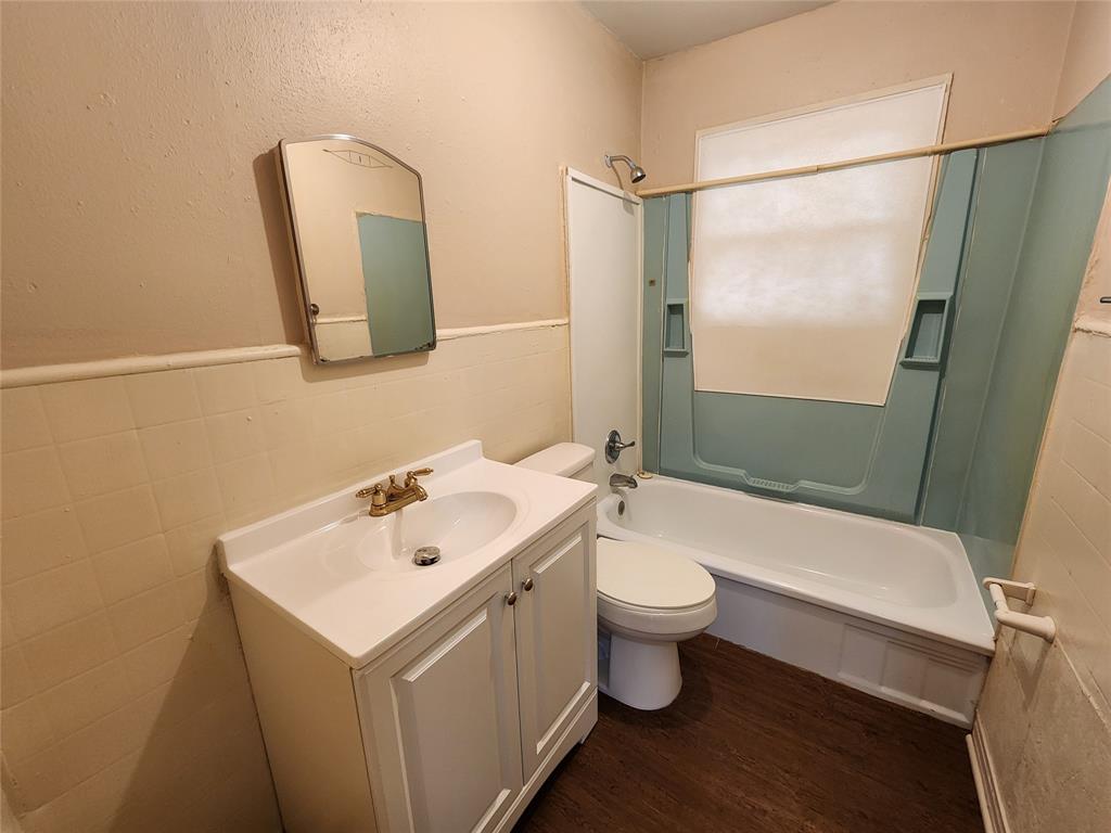 Bibb H T Sub - Residential Lease