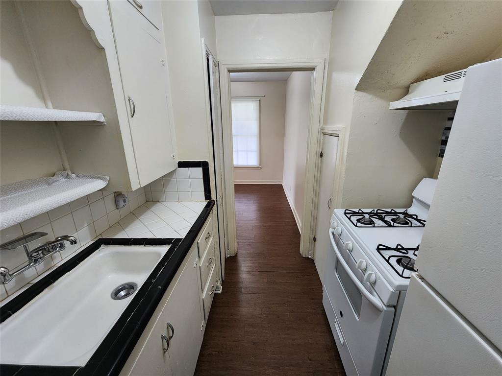 Bibb H T Sub - Residential Lease