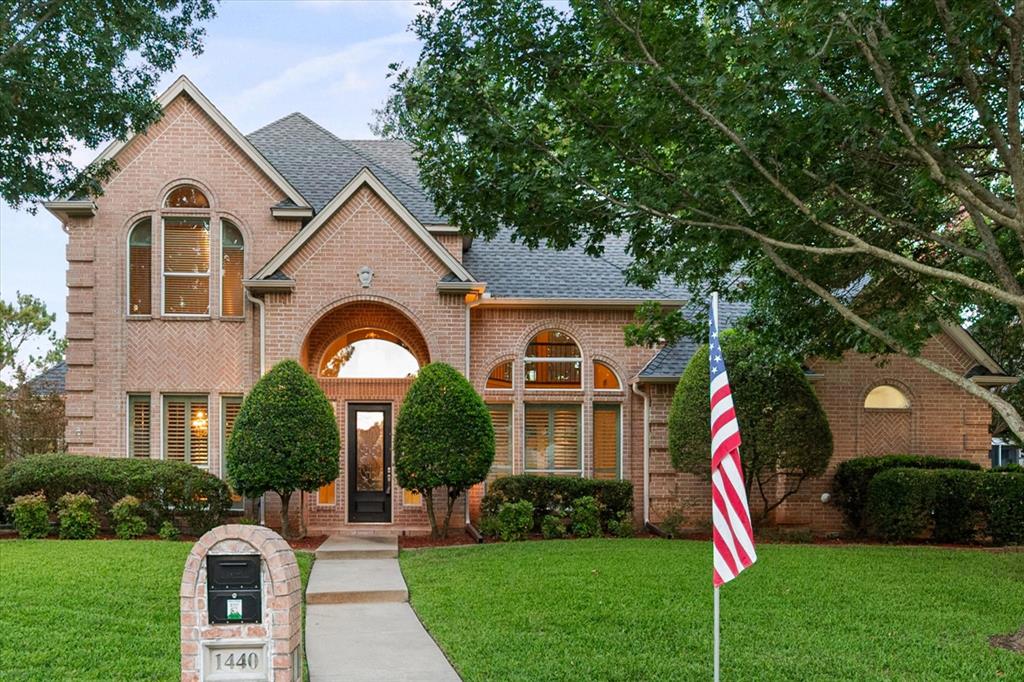 1440 Southern Hills Drive