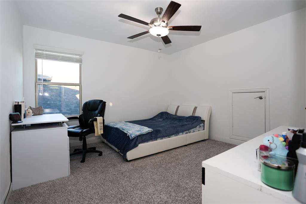 Manors At Woodbridge - Residential