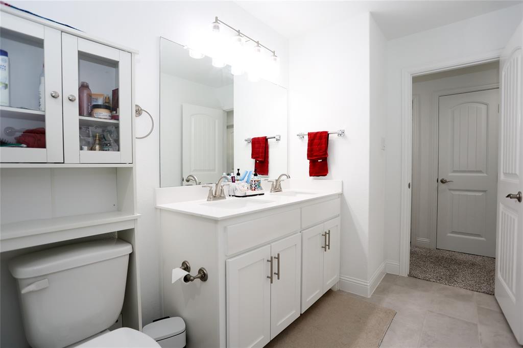 Manors At Woodbridge - Residential