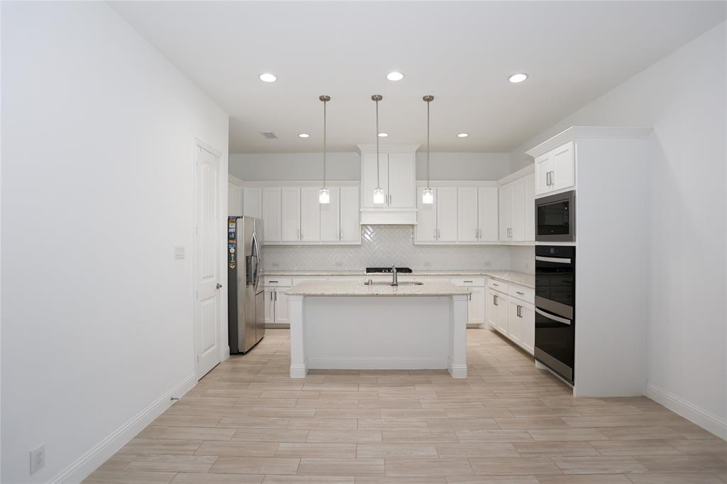 Manors At Woodbridge - Residential