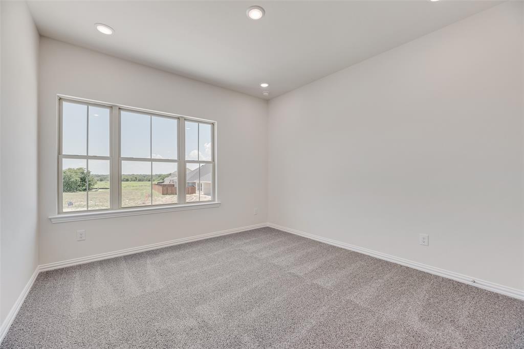 Valencia On The Lake - Residential