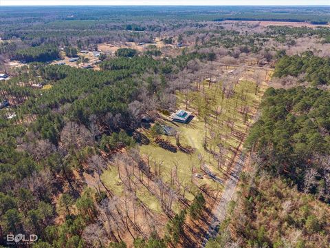 Photo of 136 Scarborough Road, Benton, LA 71006 (MLS # 21255908)