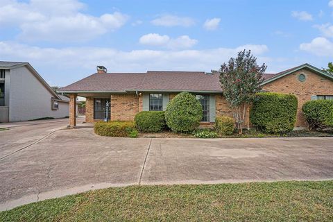 5118 Ledgestone Drive Fort Worth TX 76132