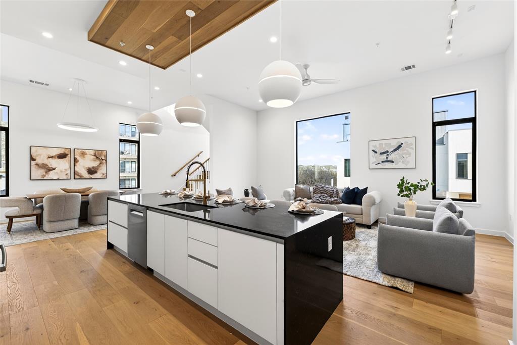 View Retail Condo - Residential