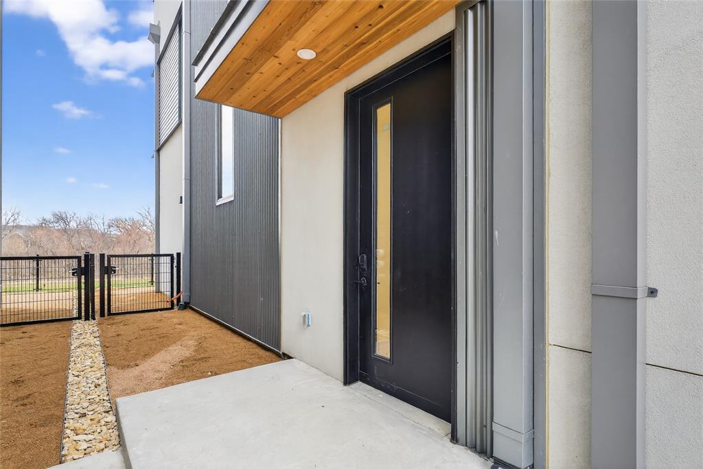 View Retail Condo - Residential