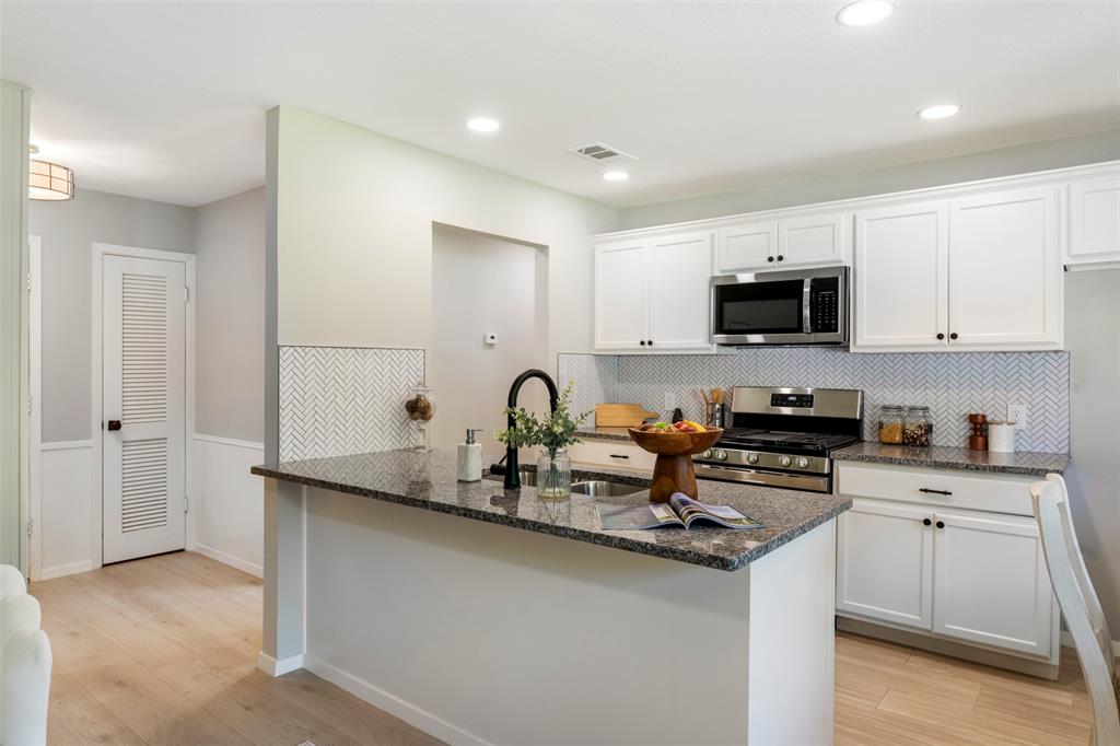 Crestmoor Park - Residential