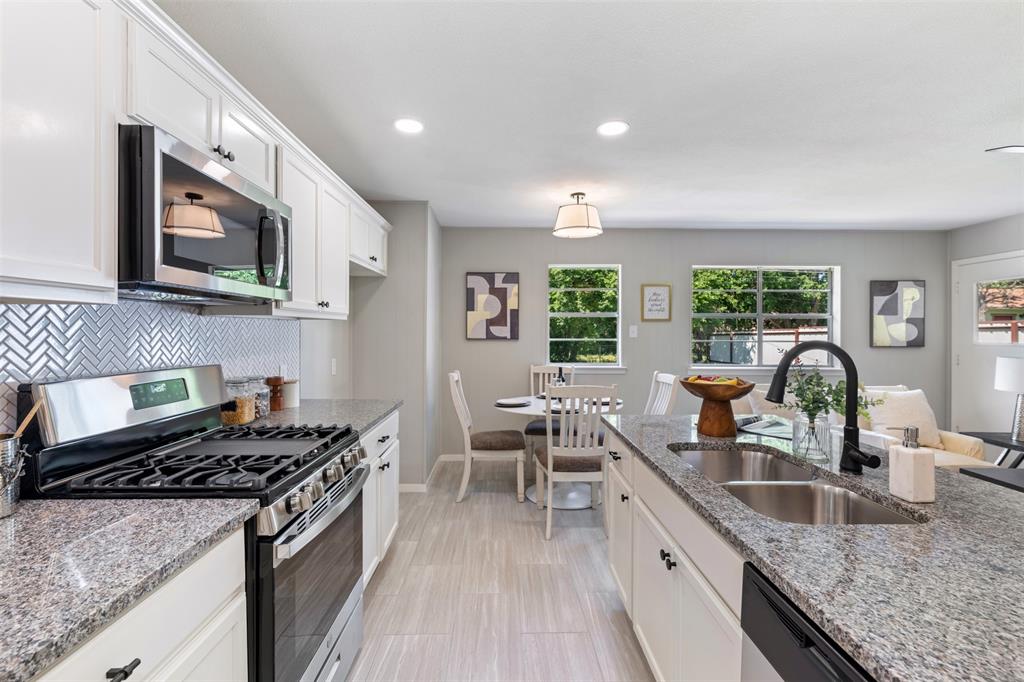 Crestmoor Park - Residential