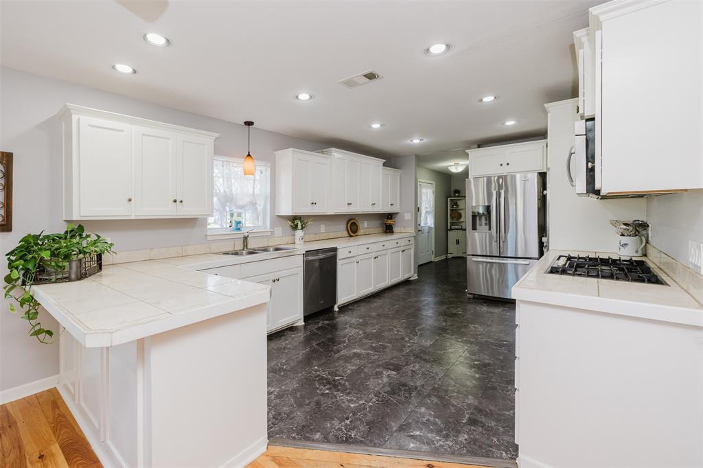 DAVID J JONES - Residential