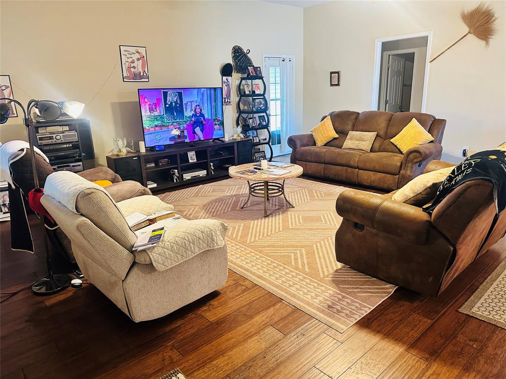 3008 Cricket Drive