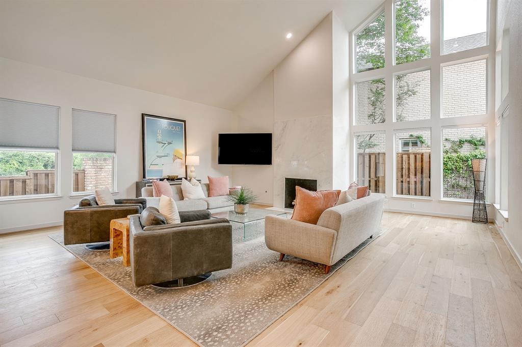 2144 Fountain Square Drive