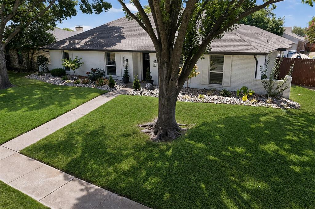 3620 Big Horn Trail