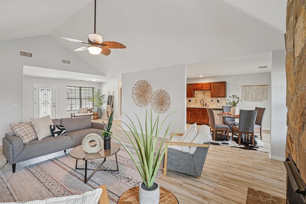 Logsdon Jo - Residential