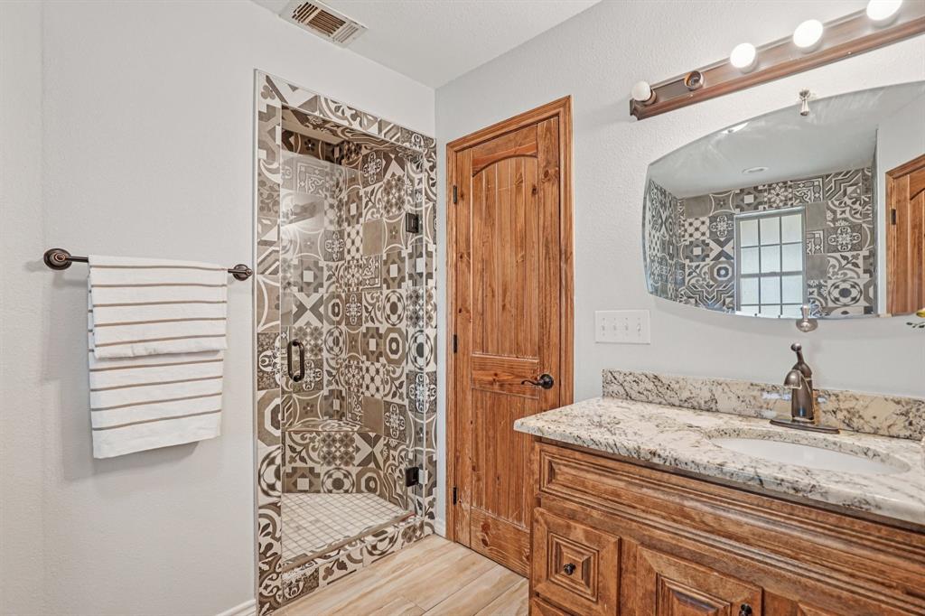 Logsdon Jo - Residential