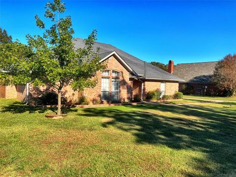 A home in Sulphur Springs