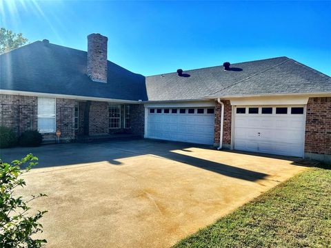 A home in Sulphur Springs