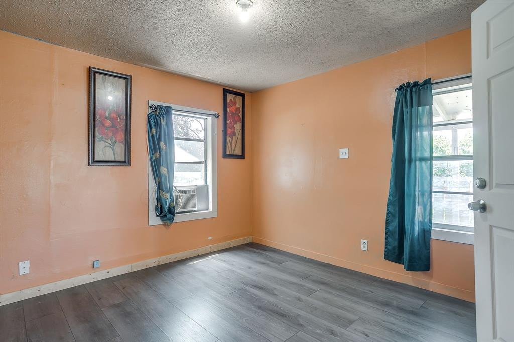 Ellis M G Add - Residential