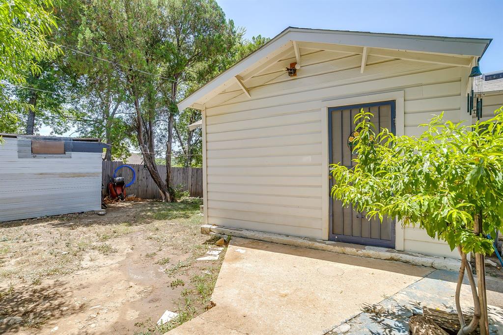 Ellis M G Add - Residential