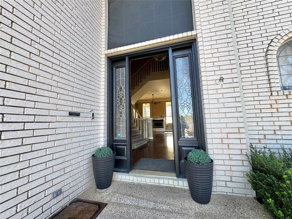 2717 Laurel Valley Lane