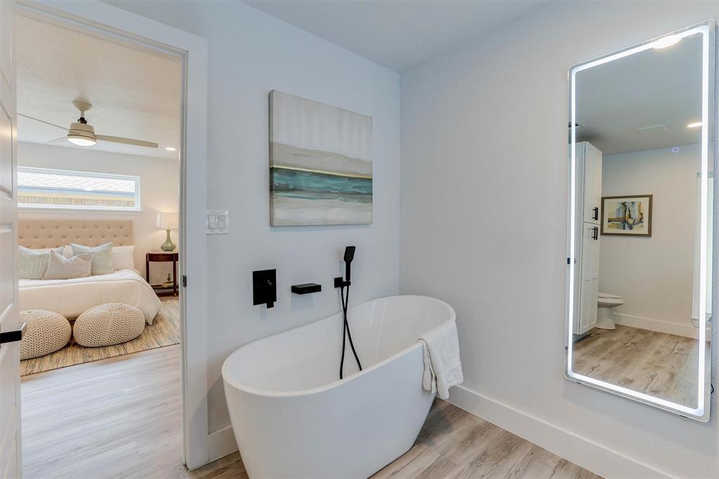 Lake Highlands Estates - Residential Lease