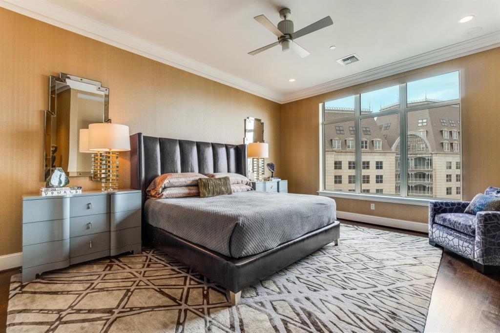 Tower & Regency Row Residences - Residential