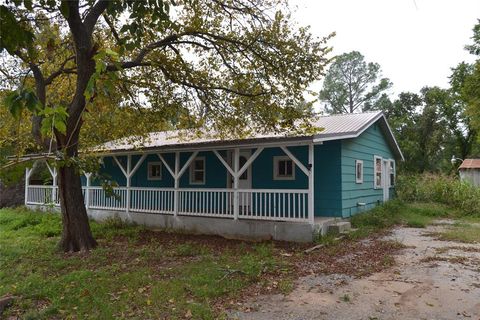 316 Arapaho Drive Gordonville TX 76245