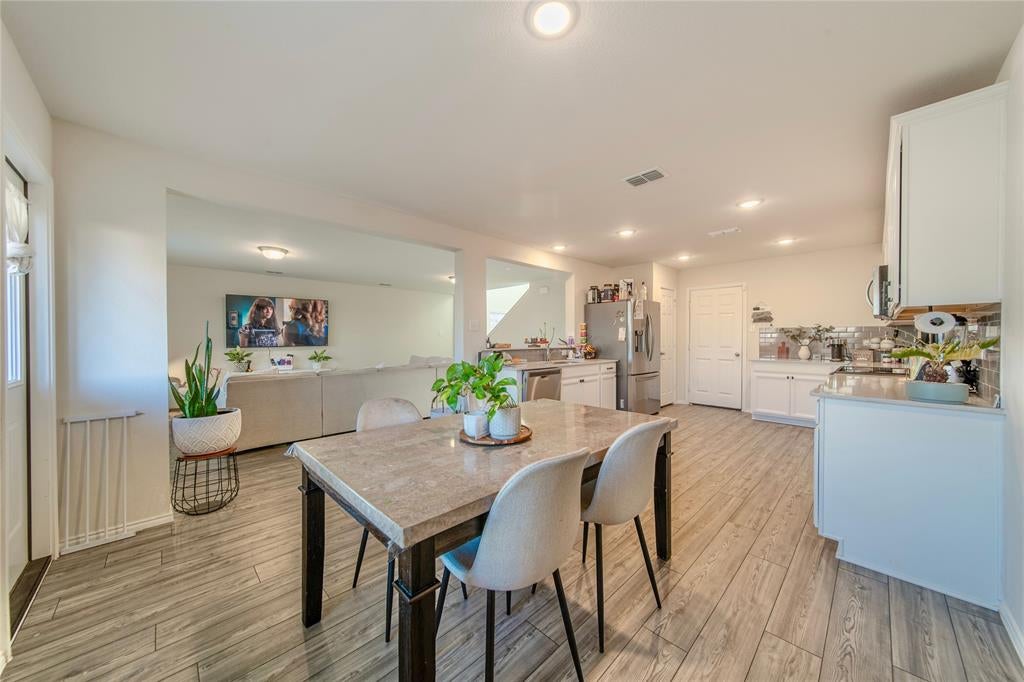 1433 Lumberton Drive