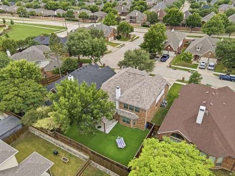 Tiny photo for 6974 Shoreview Dr, Grand Prairie, TX 75054 (MLS # 21340404)