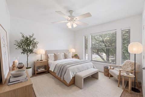 Tiny photo for 6974 Shoreview Dr, Grand Prairie, TX 75054 (MLS # 21340404)