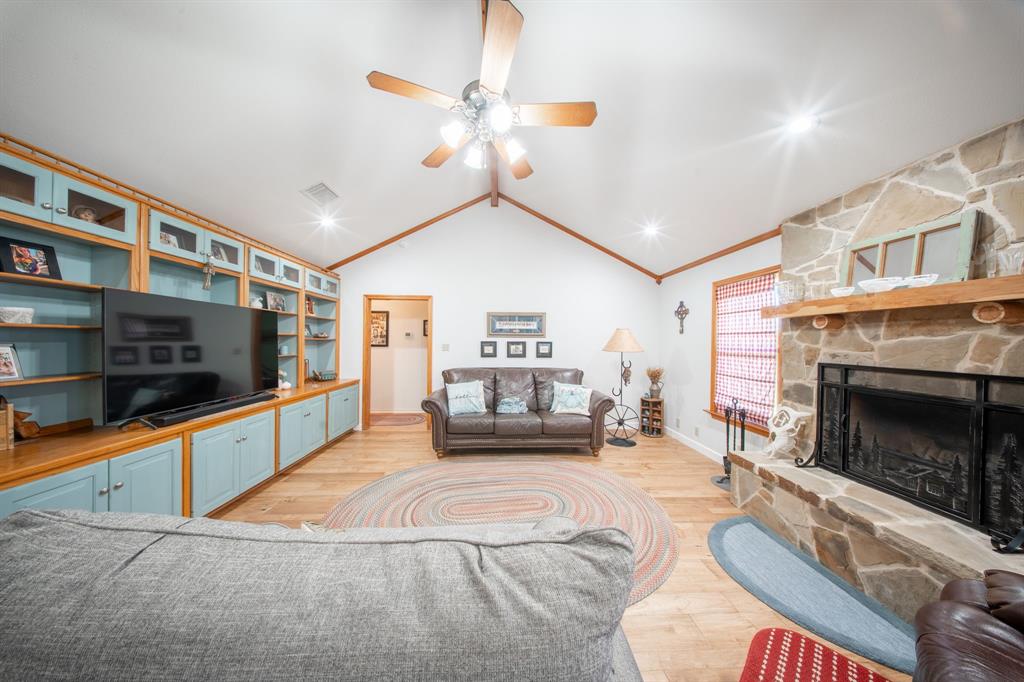 Winding Oaks - Residential