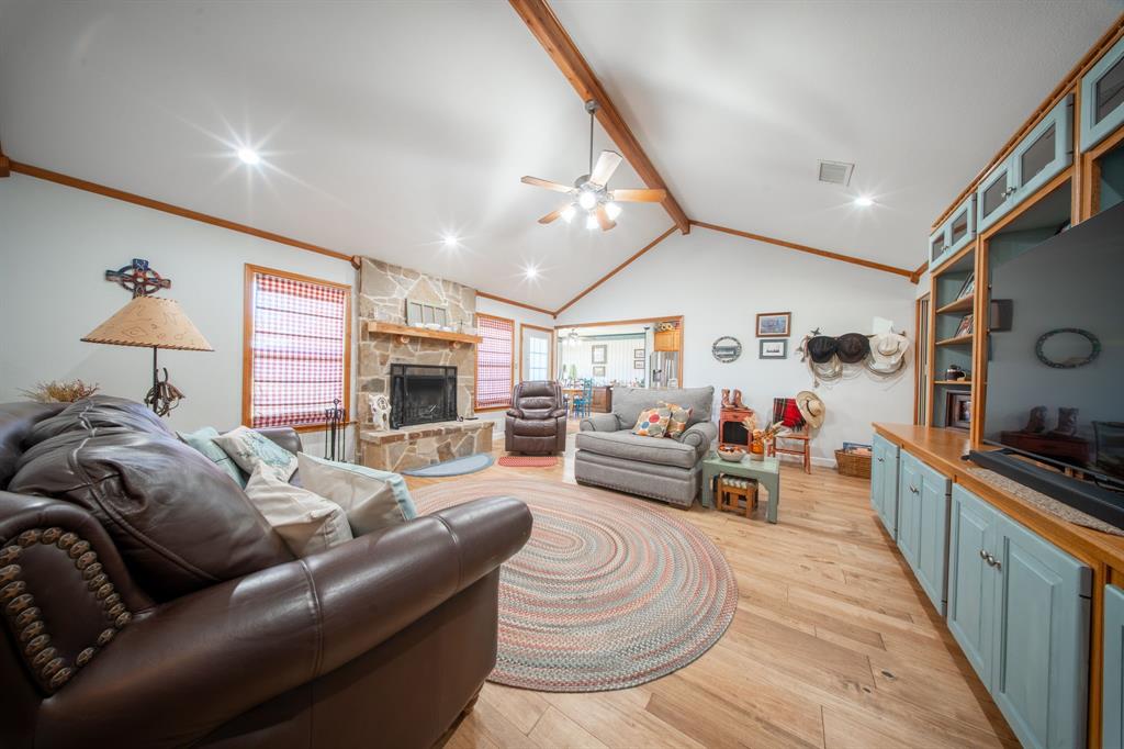 Winding Oaks - Residential