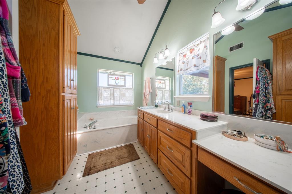 Winding Oaks - Residential