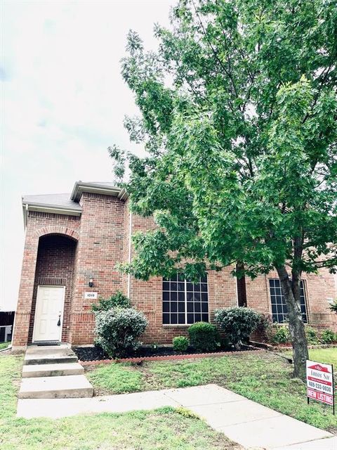 1019 Jamie Drive Grand Prairie TX 75052