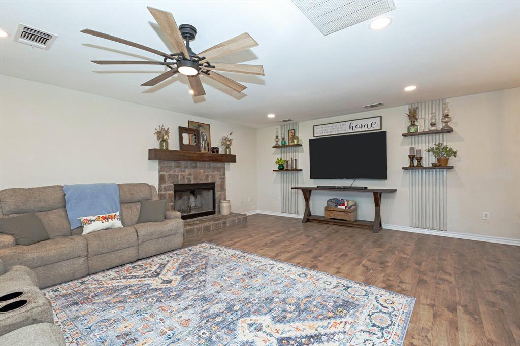 13508 Deussen Road
