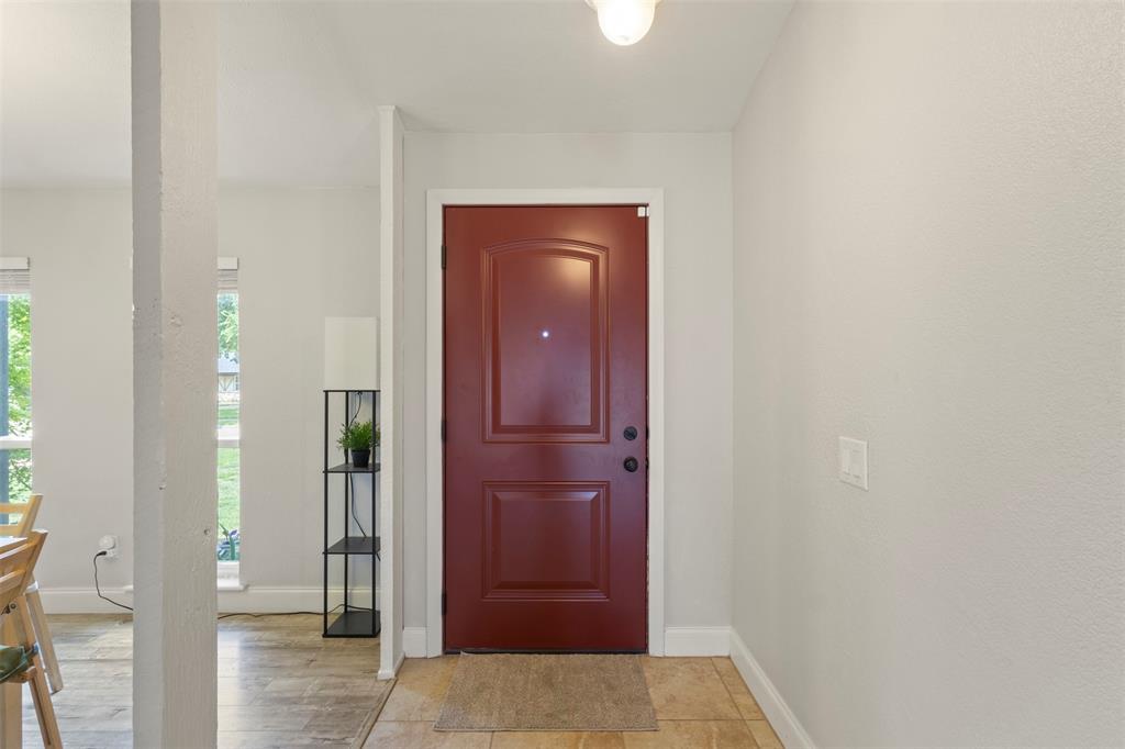 1302 Hillsdale Drive