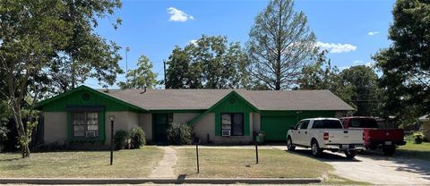 2506 SE 11th Street Mineral Wells TX 76067