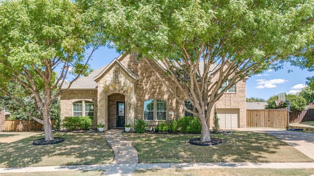 831 Texcoco Drive